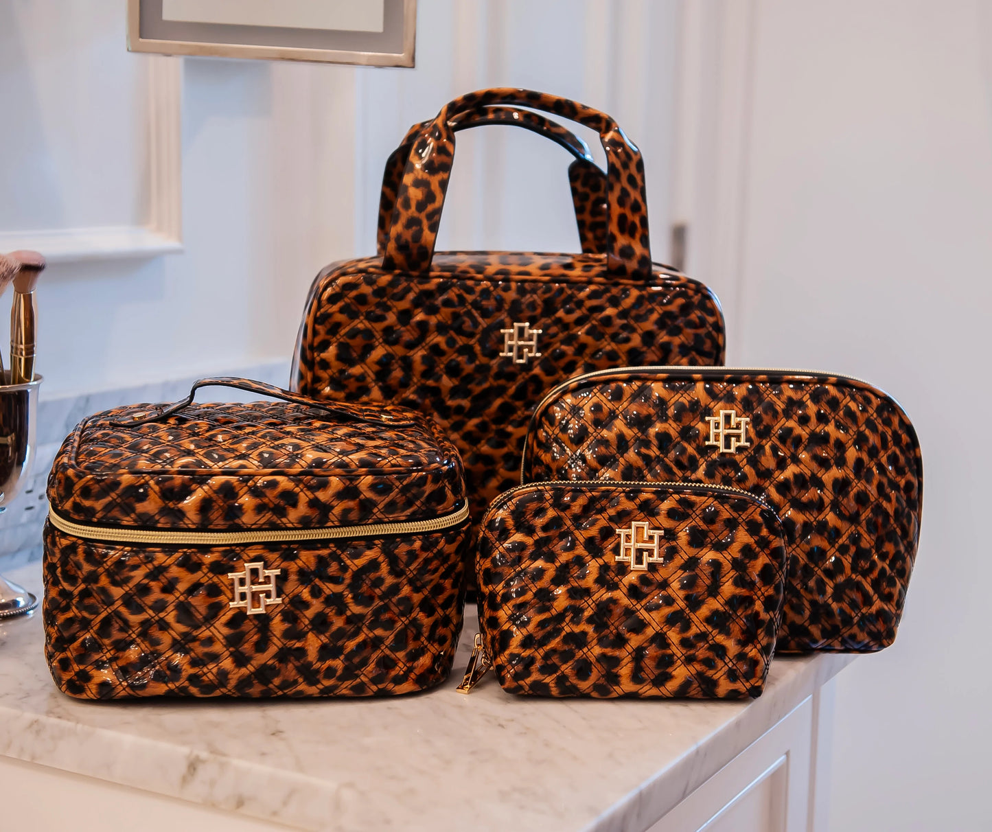 Caroline Hill:Capri Large Pouch