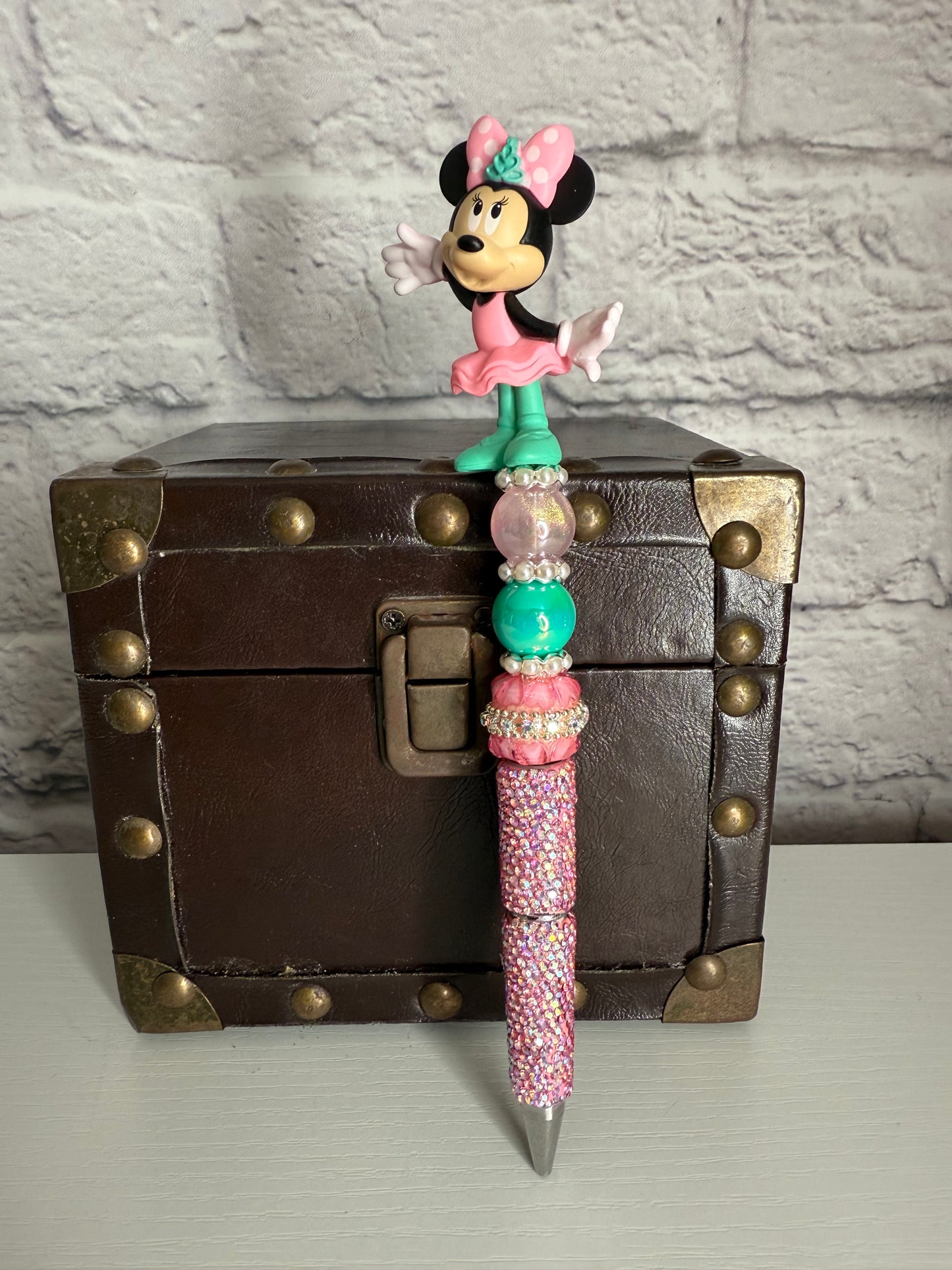 Female Mouse Glam Pen