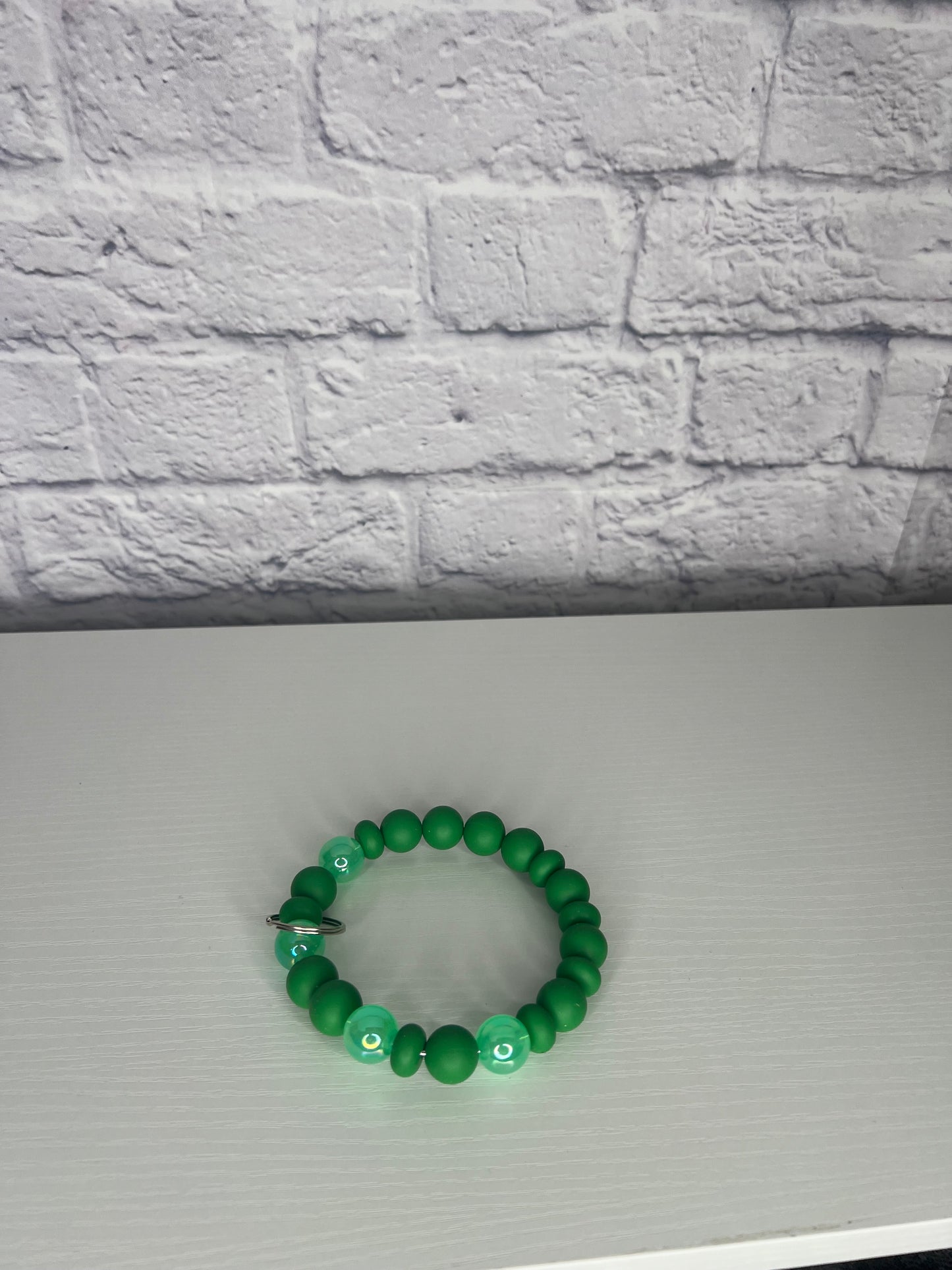 Green Cluster Keychain Wristlet & Pen