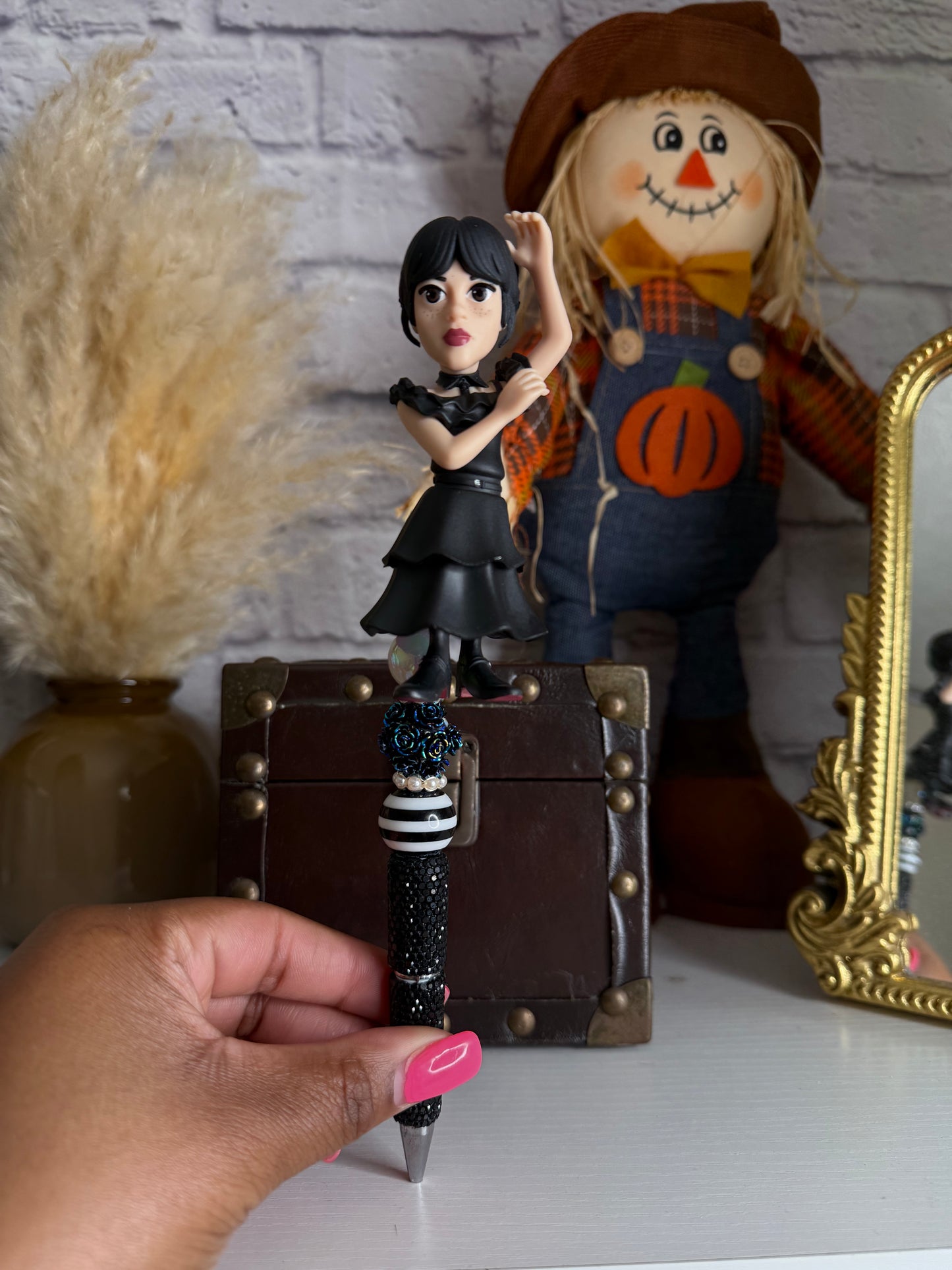 XL WEDNESDAY GLAM PEN 3rd