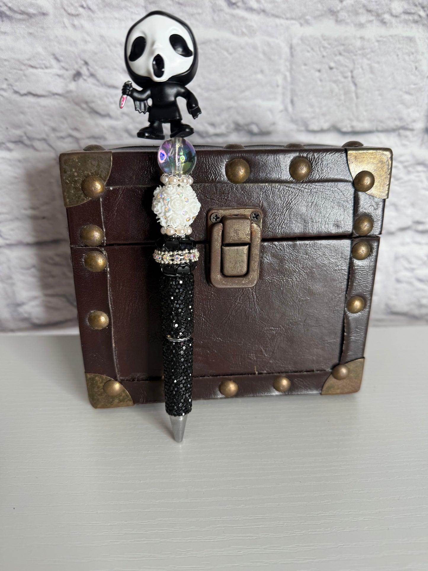 Ghost Face Glam Pen