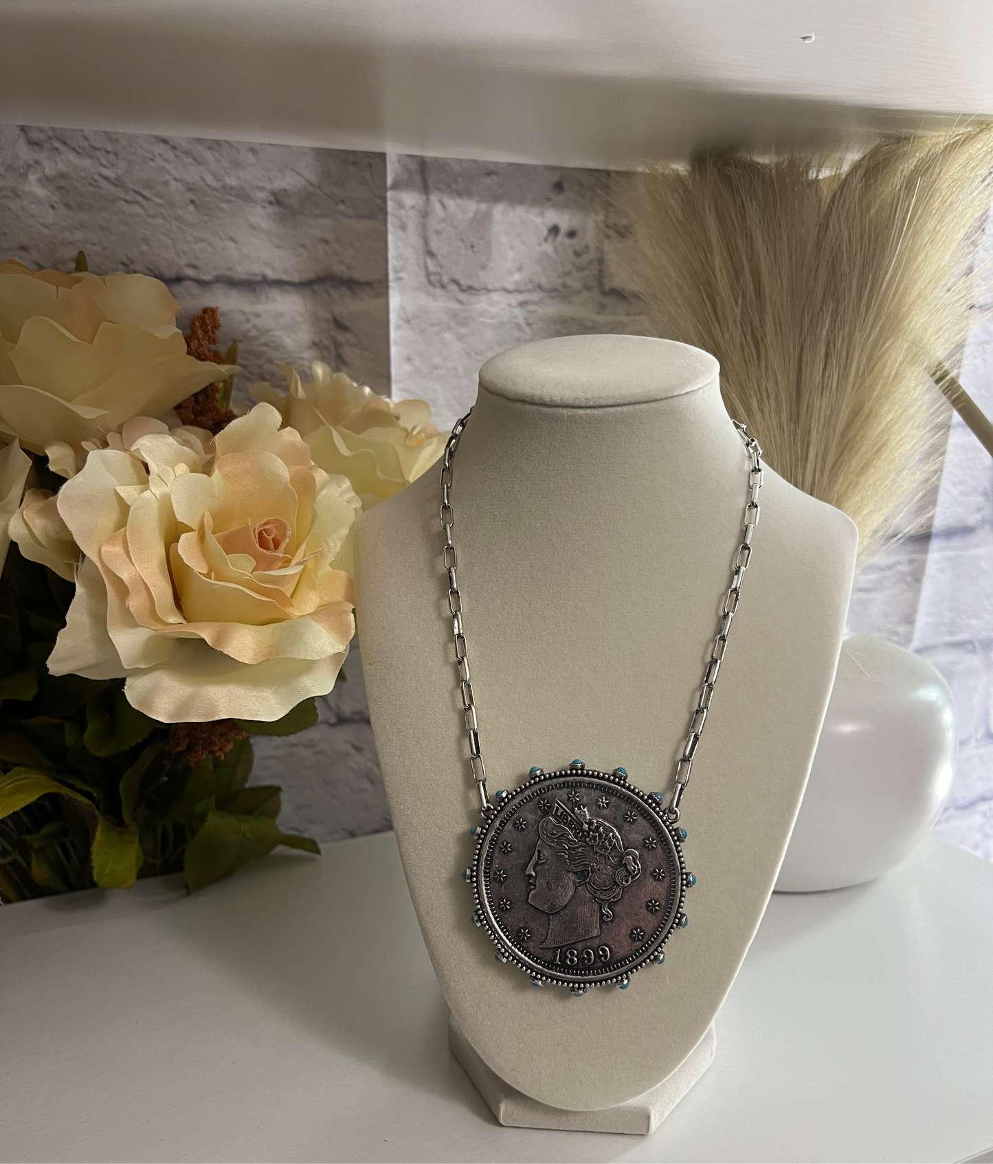 Freedom Grace Necklace Set