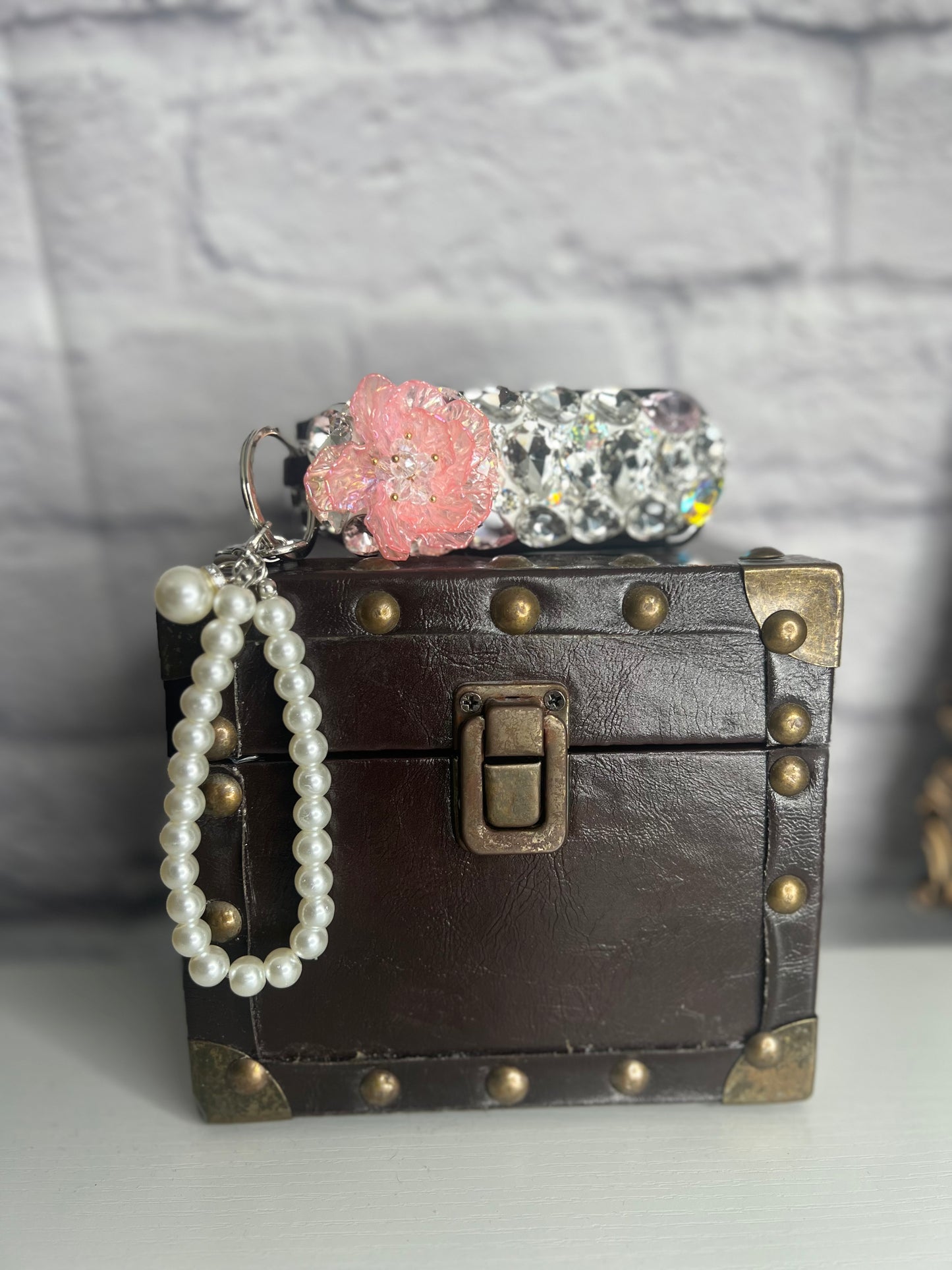 The Belle Bling Compact
